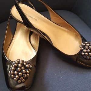 Black low heal sling